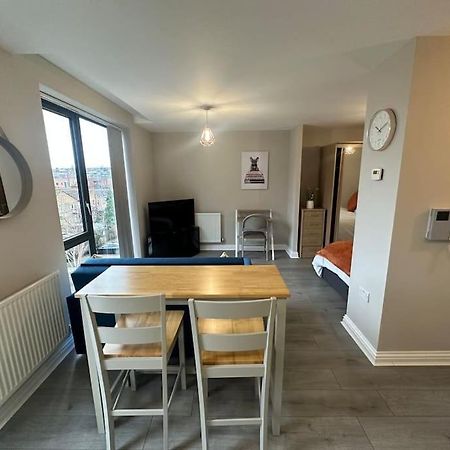Cute Apartment Next To Colindale Station Edgware Luaran gambar