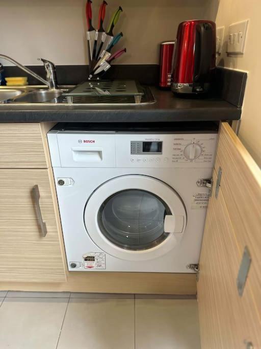 Cute Apartment Next To Colindale Station Edgware Luaran gambar
