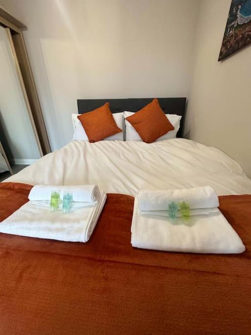 Cute Apartment Next To Colindale Station Edgware Luaran gambar